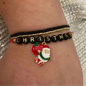 🆕 NEW- 3pc Christmas Beaded Charm Bracelet Red Set🆕